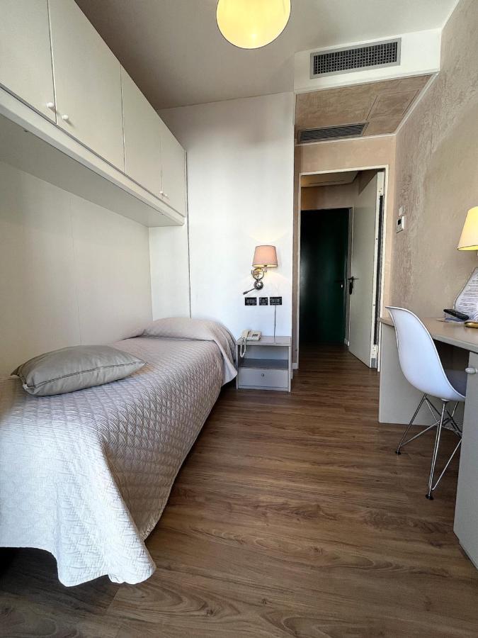Hotel Regina Grado Exterior photo