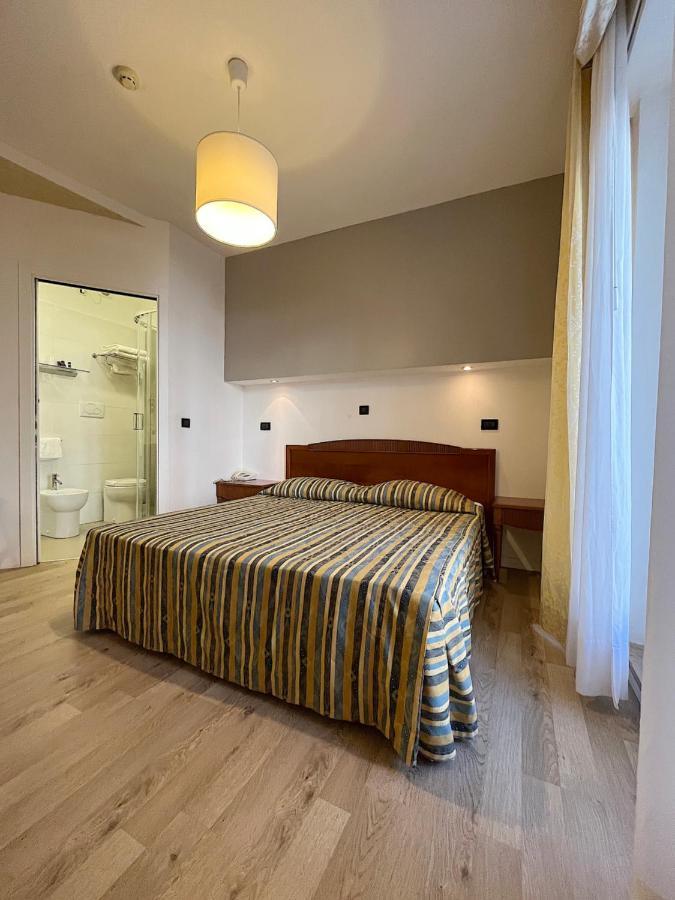 Hotel Regina Grado Exterior photo