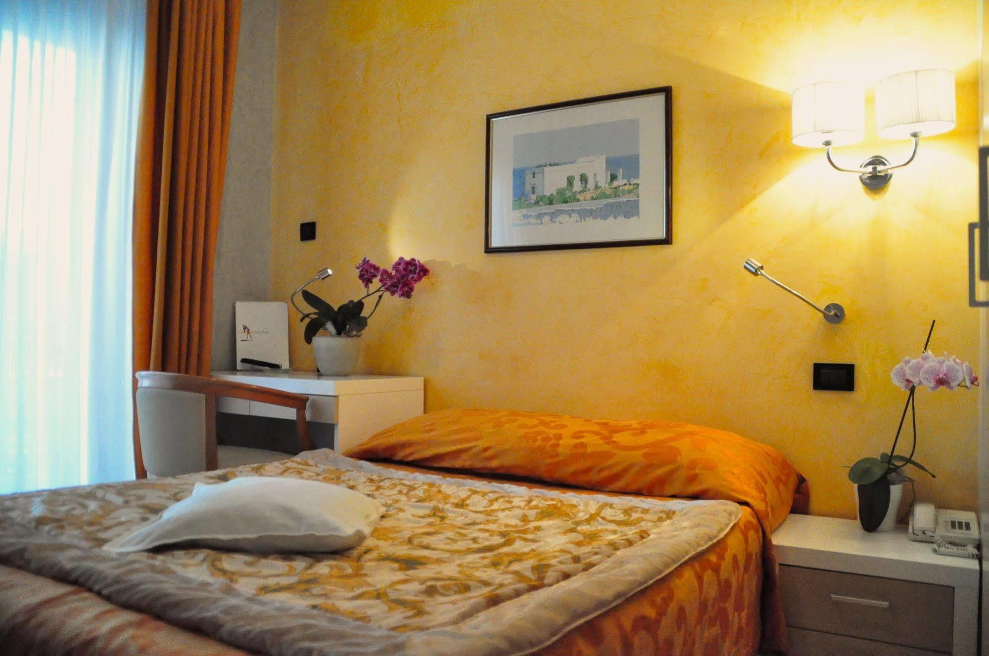 Hotel Regina Grado Exterior photo